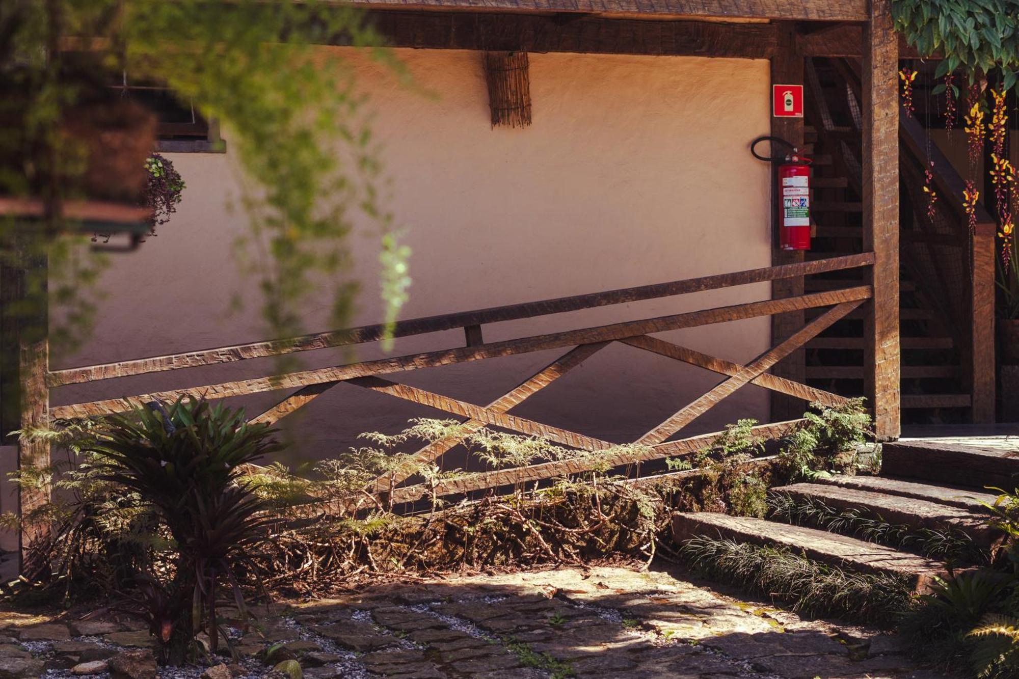 Pouso Do Farol Hotel Ubatuba Kültér fotó