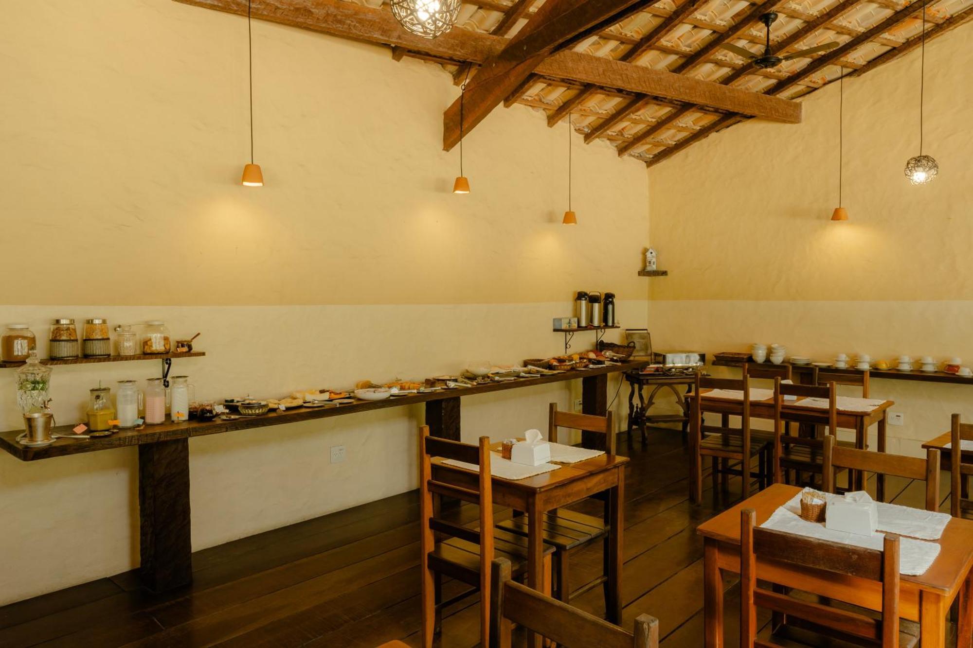 Pouso Do Farol Hotel Ubatuba Kültér fotó